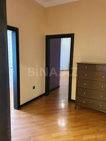 İcarəyə verilir 4 otaqlı yeni tikili 200 m², 28 May m., photo 9 from 16
