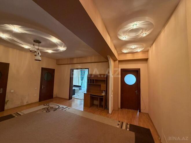 Сдаётся 3-комн. новостройка 140 м², м. Кара Караев, photo 12 from 19