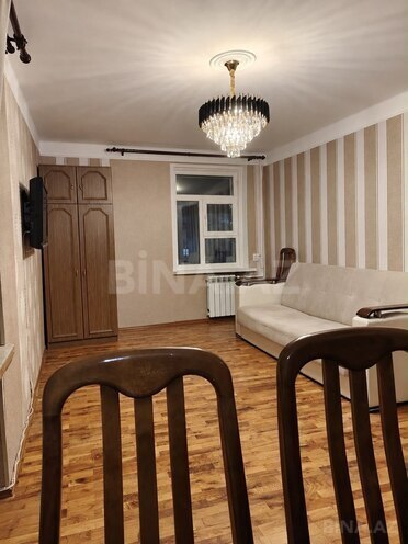 Продается 1-комн. вторичка 35 м², м. Элмляр Академиясы, photo 3 from 6