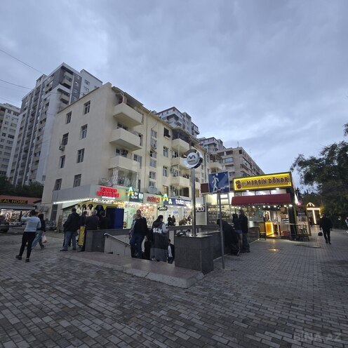 Продаётся 2-комн. вторичка 40 м², м. Кара Караев, photo 3 from 25