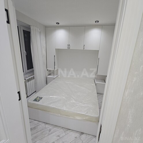 Продаётся 2-комн. вторичка 40 м², м. Кара Караев, photo 15 from 25