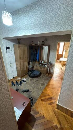Satılır 4 otaqlı köhnə tikili 130 m², 20 Yanvar m., photo 5 from 30