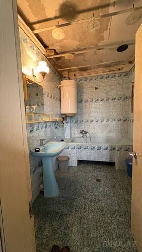 Satılır 4 otaqlı köhnə tikili 130 m², 20 Yanvar m., photo 27 from 30