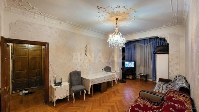 Продается 2-комн. вторичка 50 м², м. 28 мая, photo 1 from 13