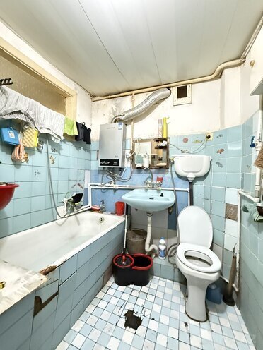 Satılır 2 otaqlı köhnə tikili 54 m², Elmlər Akademiyası m., photo 12 from 13