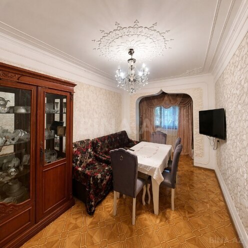 Satılır 4 otaqlı köhnə tikili 100 m², Əhmədli m., photo 1 from 11
