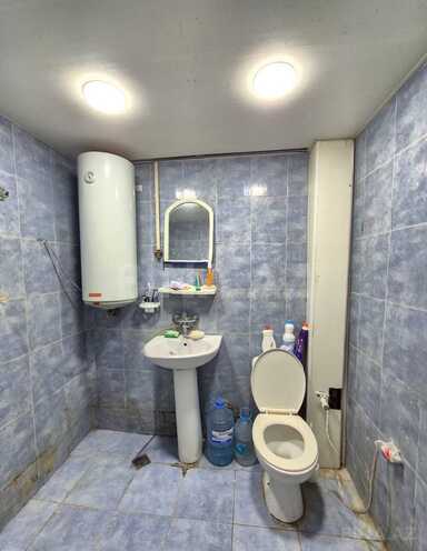 Продается 1-комн. вторичка 33 м², м. Элмляр Академиясы, photo 6 from 11