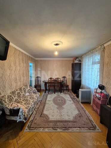 Продается 1-комн. вторичка 33 м², м. Элмляр Академиясы, photo 1 from 11