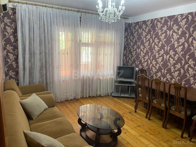 İcarəyə verilir 2 otaqlı köhnə tikili 65 m², Qara Qarayev m., photo 3 from 11