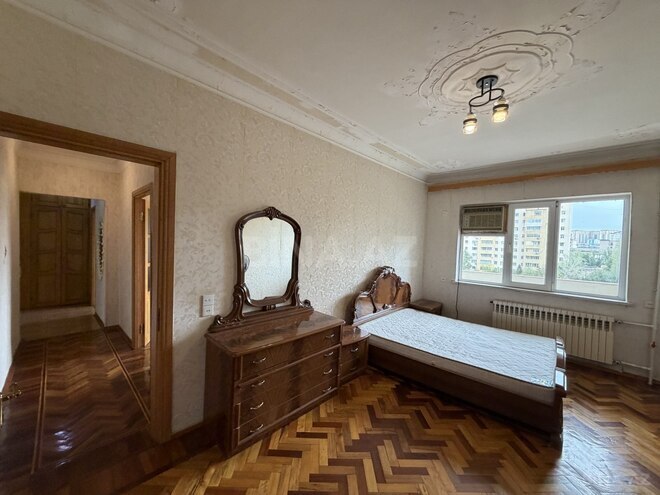 Продаётся 5-комн. вторичка 120 м², м. Халглар Достлугу, photo 23 from 26