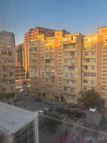 Сдается 2-комн. вторичка 65 м², Ясамальский р., photo 13 from 15