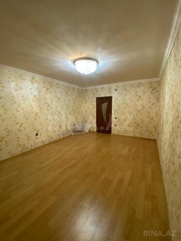 Satılır 3 otaqlı köhnə tikili 70 m², Qaraçuxur q., photo 3 from 16