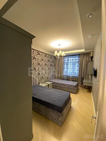 Сдается 3-комн. новостройка 140 м², м. Элмляр Академиясы, photo 13 from 32