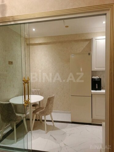 Сдается 3-комн. новостройка 87 м², м. Элмляр Академиясы, photo 8 from 16