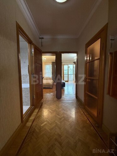 Продаётся 2-комн. вторичка 65 м², м. Гянджлик, photo 8 from 14