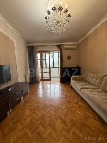 Продаётся 2-комн. вторичка 65 м², м. Гянджлик, photo 3 from 14