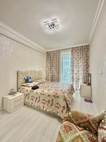 Продается 2-комн. новостройка 58 м², м. Гянджлик, photo 11 from 17