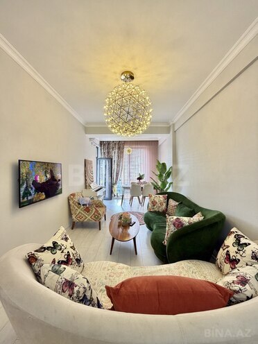 Продается 2-комн. новостройка 58 м², м. Гянджлик, photo 4 from 17