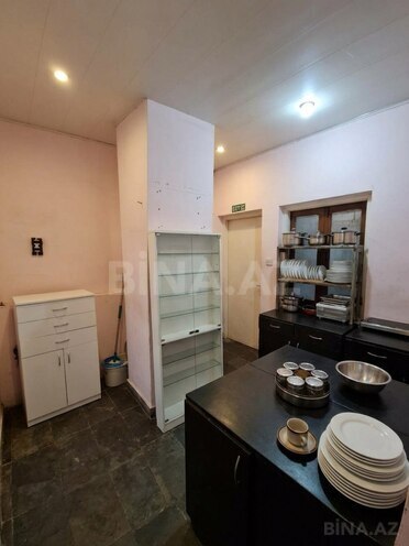 İcarəyə verilir  obyekt 14 m², 28 May m., photo 1 from 6