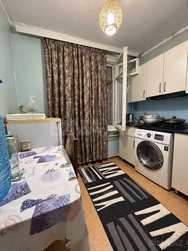 Продается 1-комн. вторичка 35 м², м. Элмляр Академиясы, photo 4 from 9