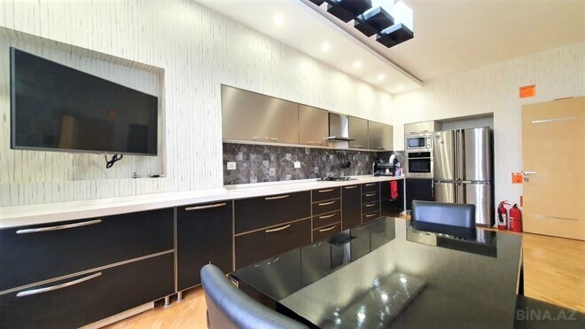 İcarəyə verilir 3 otaqlı yeni tikili 140 m², 28 May m., photo 13 from 14