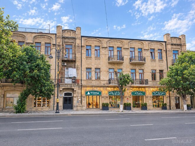 Satılır 3 otaqlı köhnə tikili 120 m², 28 May m., photo 11 from 12