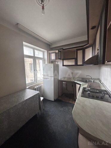 Продается 3-комн. вторичка 93 м², м. Элмляр Академиясы, photo 15 from 18