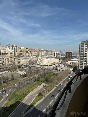 Продается 3-комн. новостройка 150 м², м. Сахил, photo 1 from 15