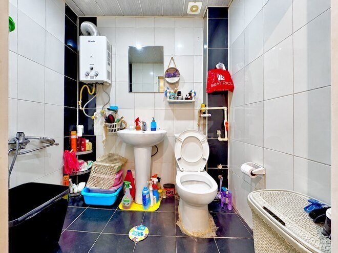 Satılır 1 otaqlı köhnə tikili 35 m², Qara Qarayev m., photo 12 from 18