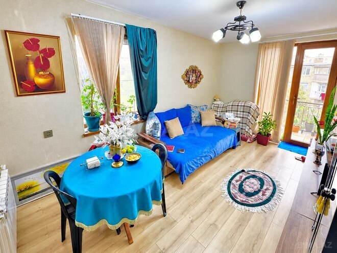 Satılır 1 otaqlı köhnə tikili 35 m², Qara Qarayev m., photo 1 from 18