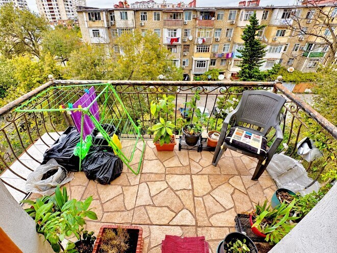 Satılır 1 otaqlı köhnə tikili 35 m², Qara Qarayev m., photo 14 from 18