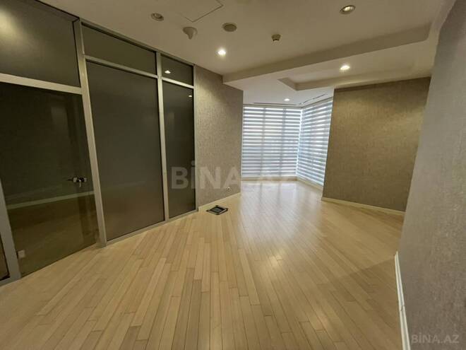 İcarəyə verilir 10 otaqlı ofis 550 m², Bakmil m., photo 9 from 19