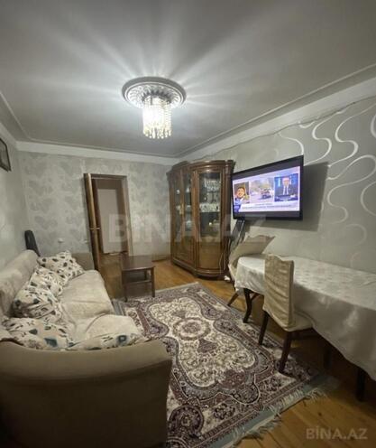 Продается 3-комн. вторичка 70 м², м. Кара Караев, photo 7 from 13
