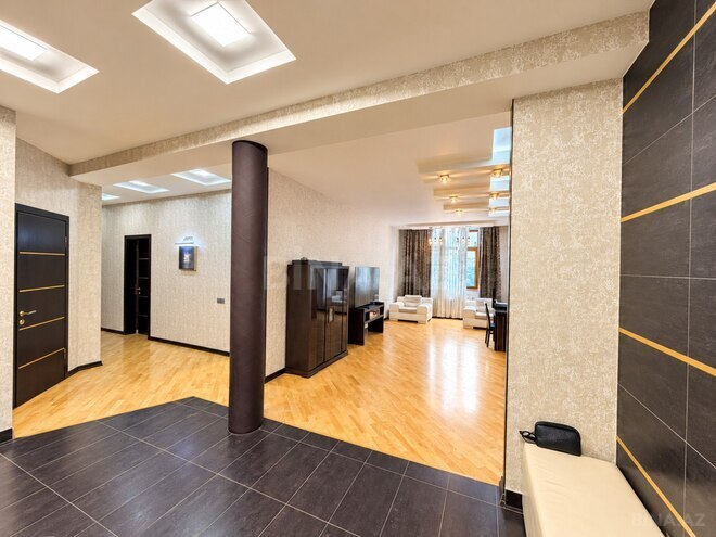 Сдается 3-комн. новостройка 160 м², м. 8 ноября, photo 5 from 21