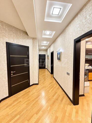 Сдается 3-комн. новостройка 160 м², м. 8 ноября, photo 8 from 21