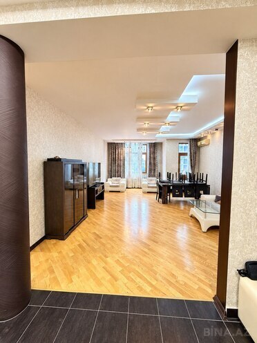 Сдается 3-комн. новостройка 160 м², м. 8 ноября, photo 4 from 21