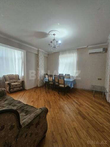Satılır 2 otaqlı köhnə tikili 54 m², Masazır q., photo 1 from 12