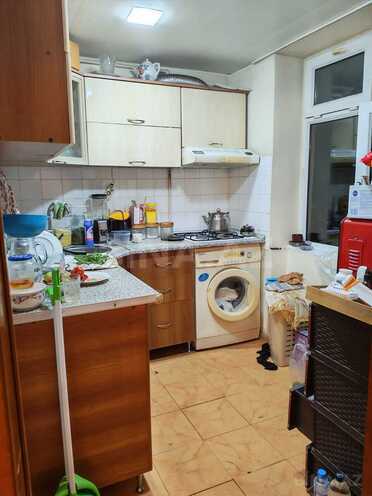 Продается 2-комн. вторичка 45 м², м. Элмляр Академиясы, photo 4 from 7