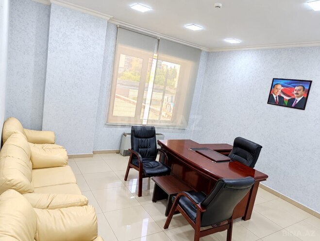 Сдаётся 8-комн. офис 320 м², м. 8 ноября, photo 3 from 12