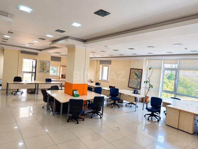 Сдаётся 8-комн. офис 320 м², м. 8 ноября, photo 9 from 12
