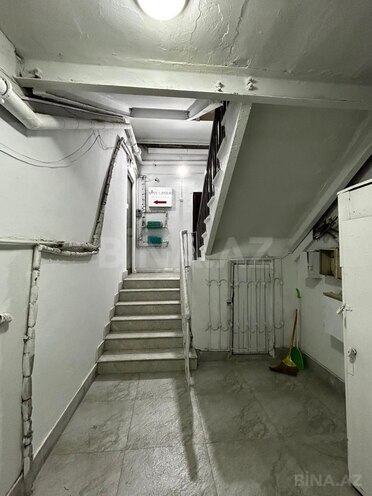 Продается 1-комн. вторичка 32 м², м. Элмляр Академиясы, photo 9 from 10