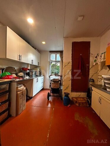 Продается 1-комн. вторичка 32 м², м. Элмляр Академиясы, photo 6 from 10
