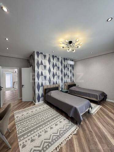Satılır 7 otaqlı həyət evi/bağ evi 500 m², Novxanı q., photo 20 from 30