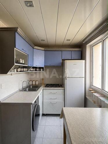 Satılır 3 otaqlı köhnə tikili 60 m², Qara Qarayev m., photo 3 from 19