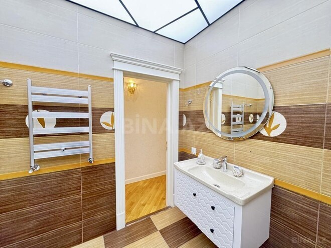 Продаётся 3-комн. новостройка 130 м², м. Кара Караев, photo 9 from 13