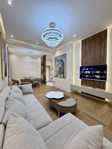 Продается 2-комн. новостройка 95 м², м. 28 мая, photo 1 from 14