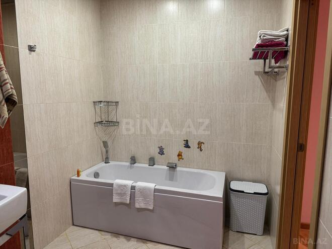 İcarəyə verilir 3 otaqlı yeni tikili 135 m², 28 May m., photo 23 from 26