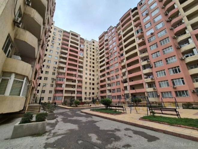 Продаётся 2-комн. новостройка 70 м², м. 8 ноября, photo 1 from 12
