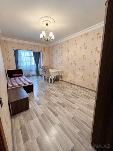 Продается 3-комн. вторичка 85 м², Хатаинский р., photo 1 from 14