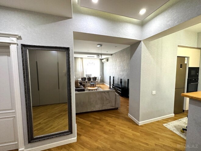 Сдаётся 3-комн. новостройка 125 м², м. Нефтчиляр, photo 11 from 14